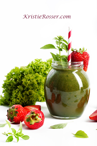 shutterstock_green smoothie love strawberry kale_423174523