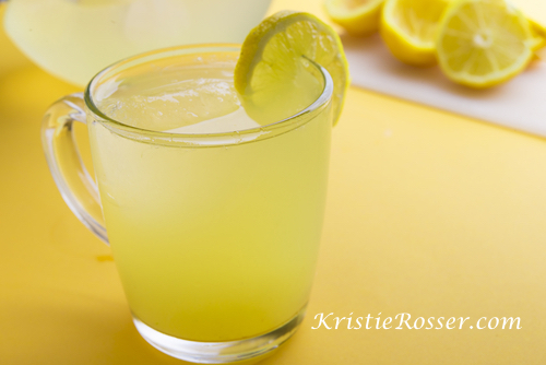 shutterstock_lemon water