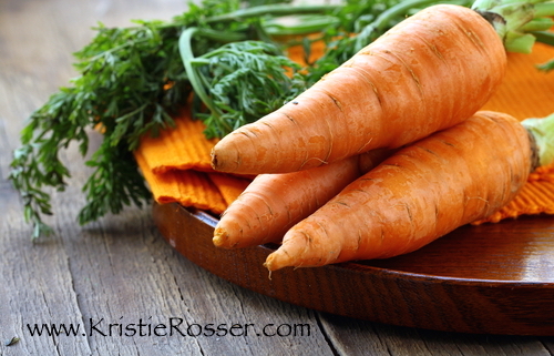 shutterstock_garden carrots